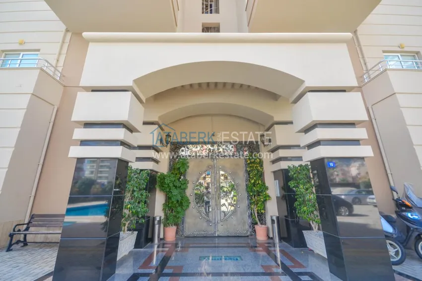 Квартира в Махмутларе с мебелью, застекленным балконом на центральной улице  6 