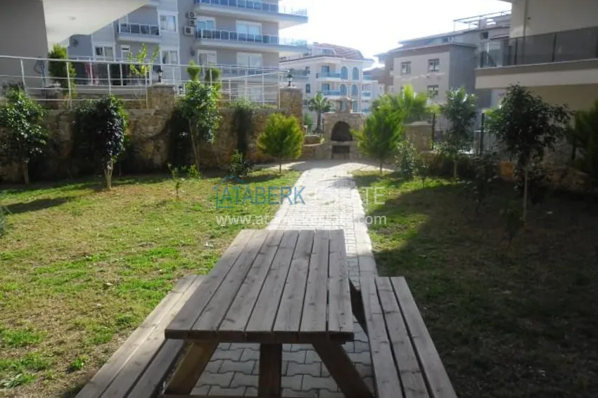 Дуплекс в Кестеле с 6 спальнями, видом на море и горы  8 