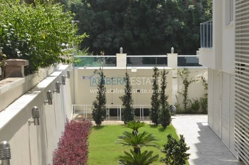 Квартира в Махмутларе с мебелью в жилом комплексе премиум класса 14 