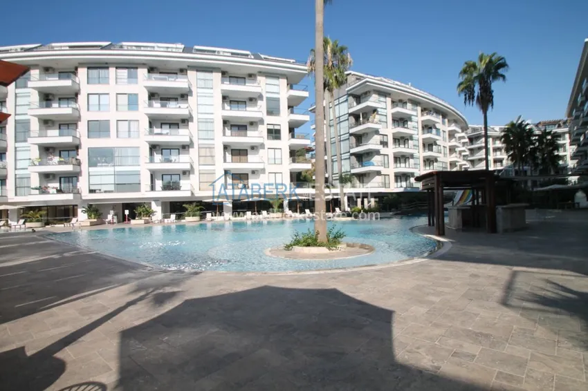 Квартира в Кестеле с мебелью и частичным видом на море в комфортабельном комплексе 8 