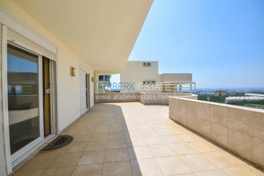 Приобрести Квартиры в Махмутларе меблированные, с видом на море и с джакузи на балконе 7 