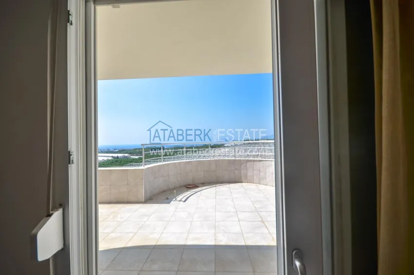 Приобрести Квартиры в Махмутларе меблированные, с видом на море и с джакузи на балконе 13 