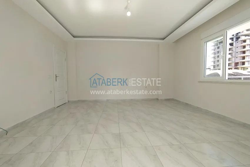 Приобрести Квартира в Махмутларе с отдельной кухней в уютном комплексе рядом с морем  2 