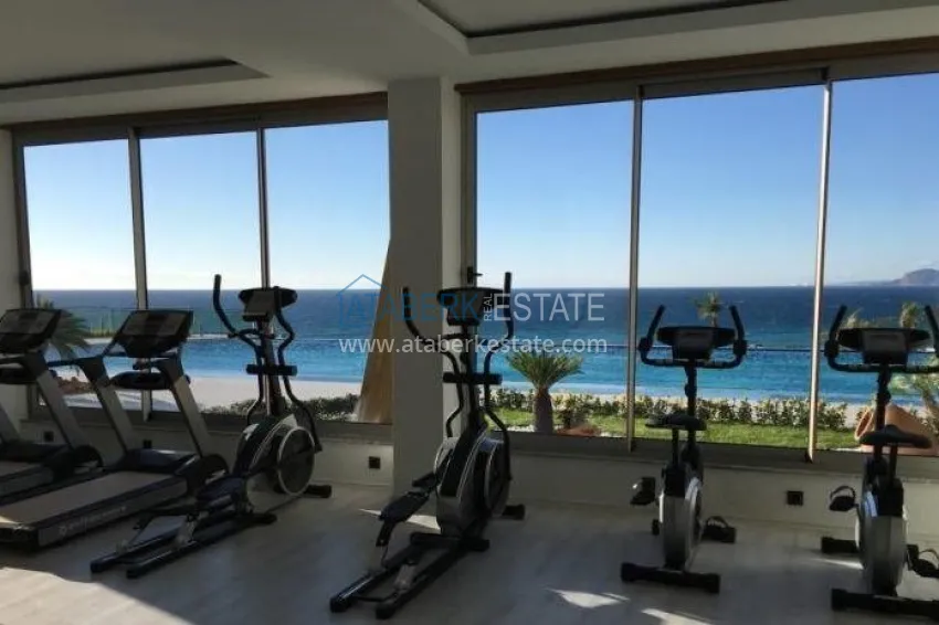 Квартира в Каргыджаке с мебелью и застекленным балконом в комплексе на первой береговой линии 12 