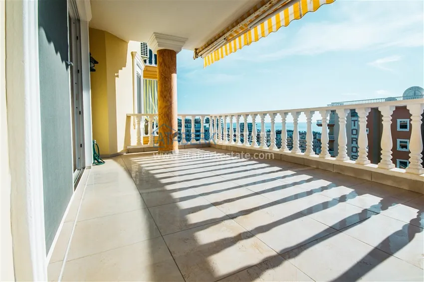 Приобрести Квартира в Махмутларе, с мебелью в жилом комплексе 15 