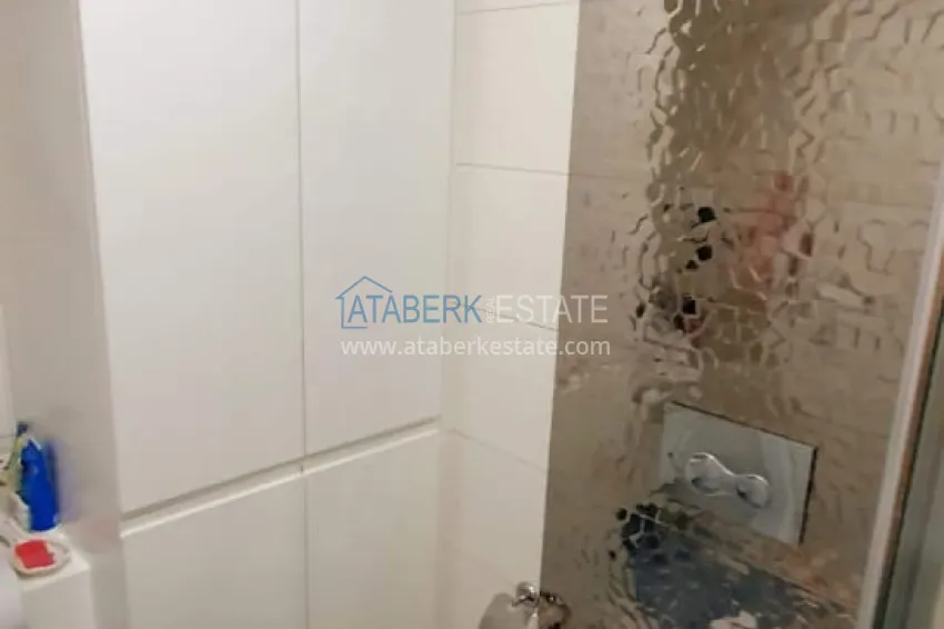 Приобрести Квартира в Каргыджаке с мебелью и застекленным балконом в комплексе на первой береговой линии 33 