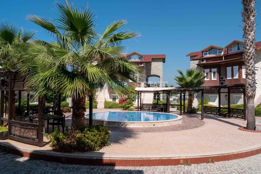 Аренда квартиры в Авсалларе трехкомнатная в таунхаусе 15/12 14 