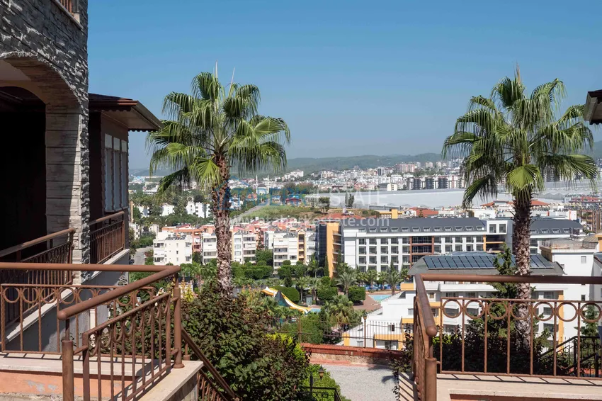 Аренда квартиры в Авсалларе трехкомнатная в таунхаусе 15/12 15 