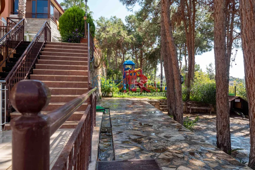 Аренда квартиры в Авсалларе трехкомнатная в таунхаусе 15/12 19 