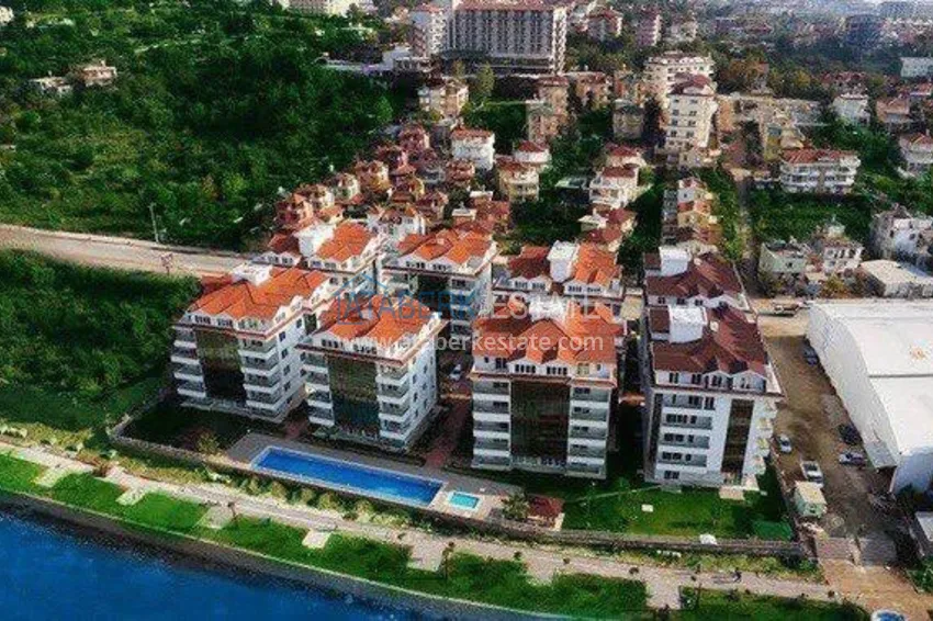 Квартира в Кестеле с 3 спальнями, застекленным балконом и видом на реку Дим-Чай  2 