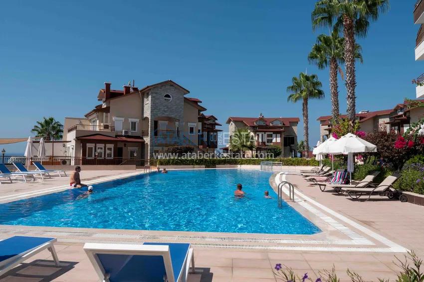 Аренда квартиры в Авсалларе трехкомнатная в таунхаусе 15/12 2 