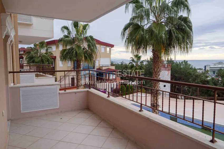 Приобрести Аренда квартиры в Авсалларе трехкомнатная в таунхаусе 15/12 24 