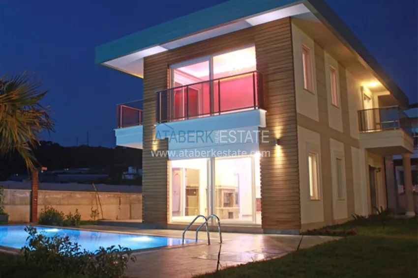 Виллы в Демирташ на первой береговой линии 3 