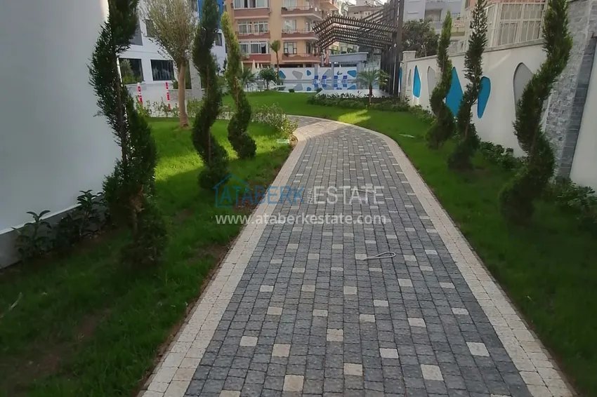 Квартира в Алании с чистовой отделкой в районе пляжа Клеопатра 10 