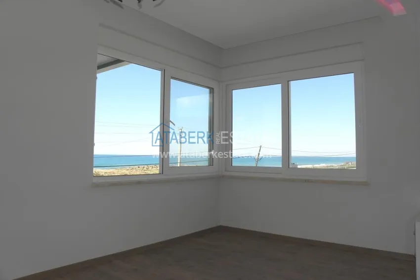 Приобрести Виллы в Демирташ на первой береговой линии 18 