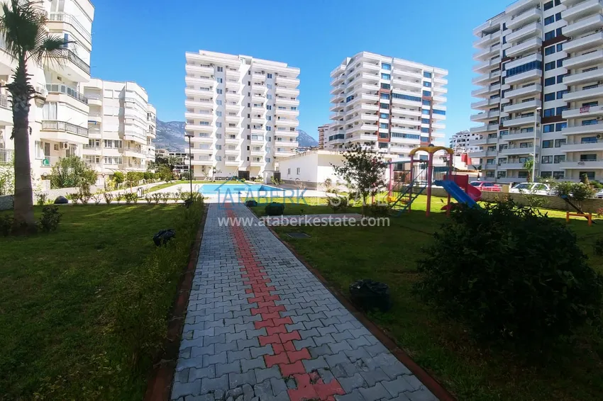 Квартира в Махмутларе с видом на море и отдельной кухней  2 