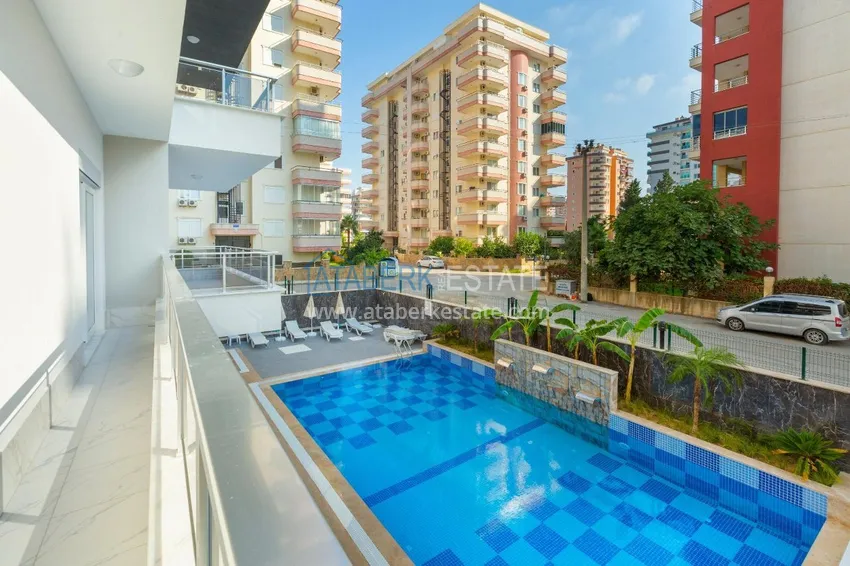 Пентхаус в Махмутларе – изысканный интерьер, отдельная кухня, боковой вид на море  3 