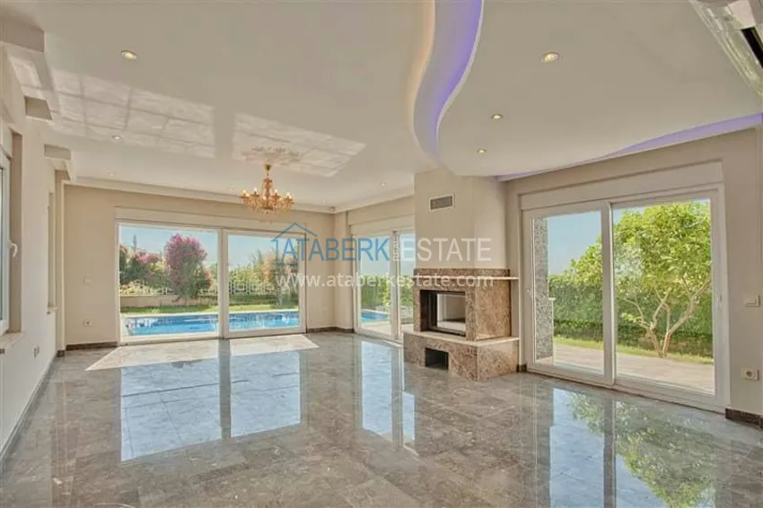 Приобрести Виллы в Демирташ на первой береговой линии 6 