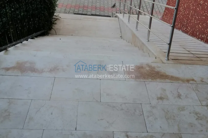 Квартира в Оба трехкомнатная с двумя застеклёнными балконами 12 