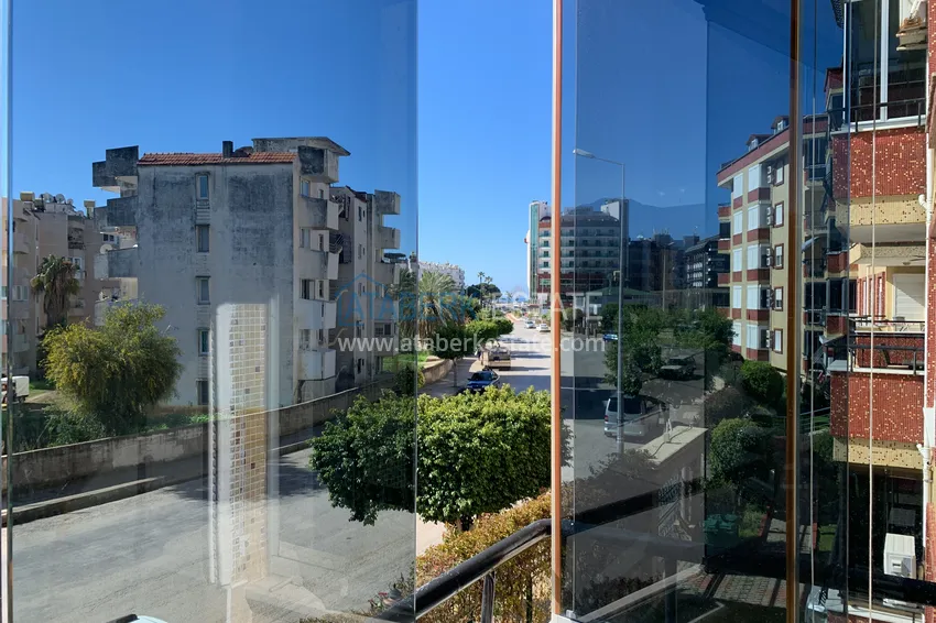 Приобрести Квартира в Оба трехкомнатная с двумя застеклёнными балконами 17 