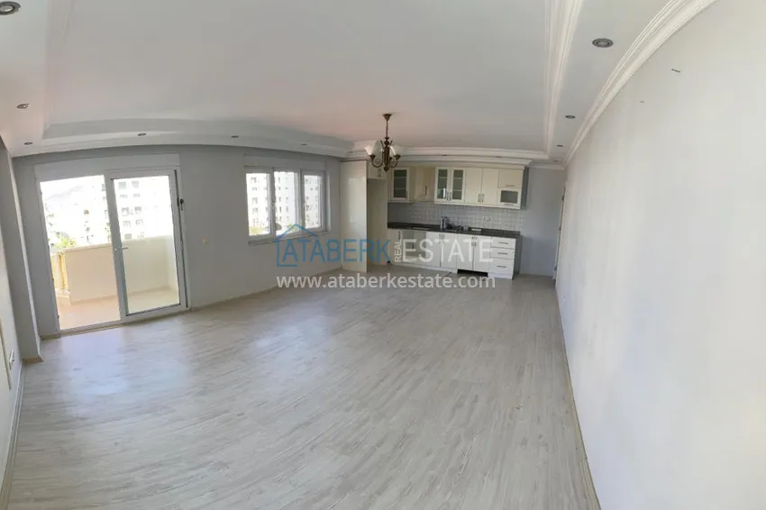 Приобрести Квартира в Оба трехкомнатная с застекленным балконом и видом на море  3 