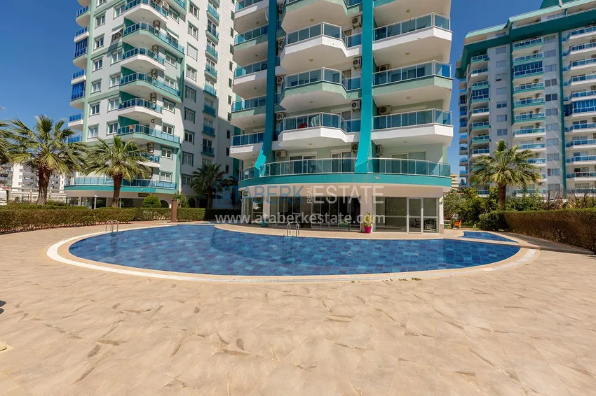 Квартира в Махмутларе меблированная, 3 спальни в комфортабельном комплексе 4 