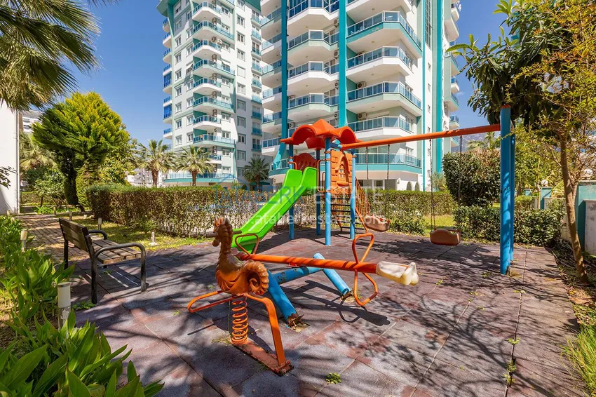 Квартира в Махмутларе меблированная, 3 спальни в комфортабельном комплексе 5 