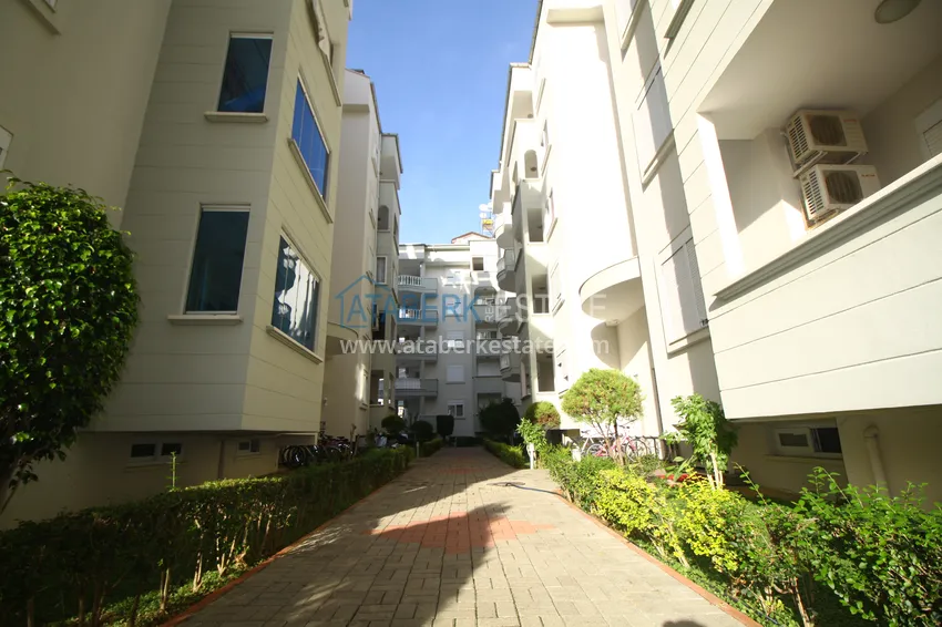 Квартира в Оба трехкомнатная с застекленным балконом и видом на море  8 