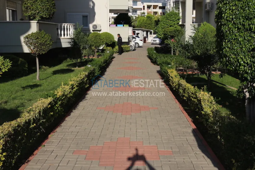 Квартира в Оба трехкомнатная с застекленным балконом и видом на море  9 