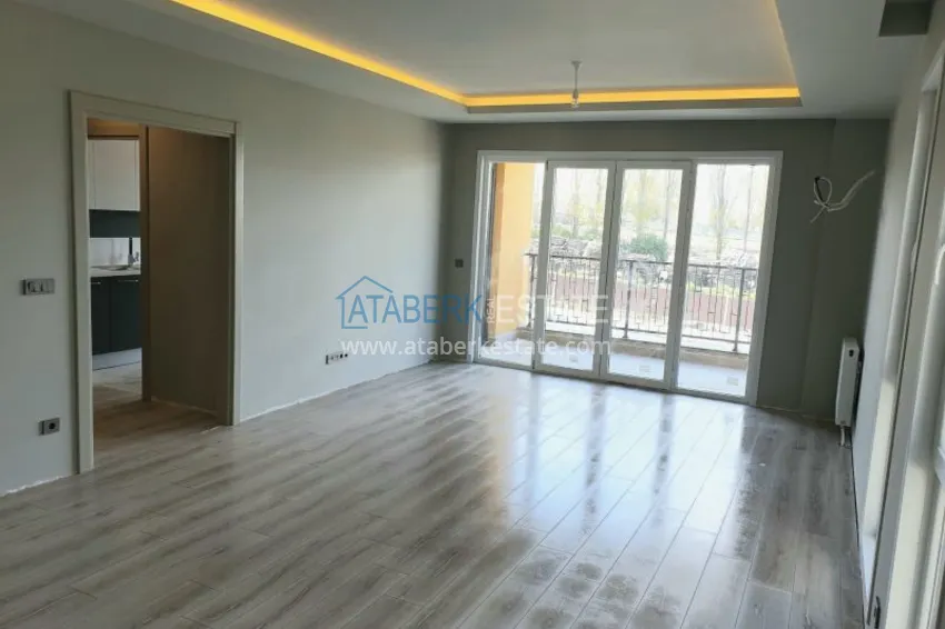 Приобрести Квартиры и коммерческая недвижимость в Стамбуле, район Эсенюрт в новом элитном жилом комплексе 4