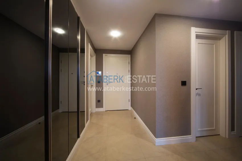 Приобрести Апартаменты и виллы в Стамбуле- Бейликдюзю на берегу Мраморного моря 1 