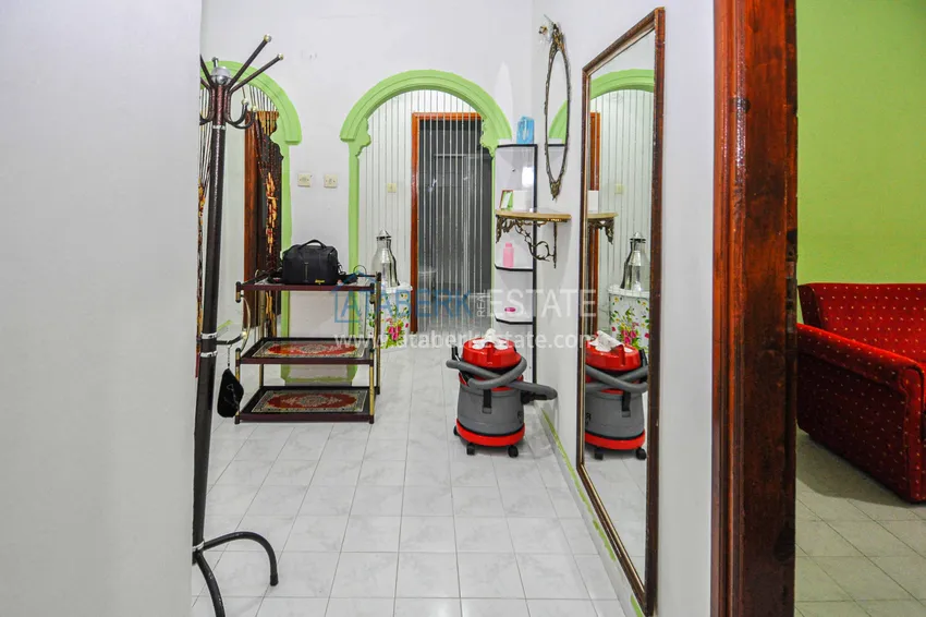 Приобрести Квартира в Махмутларе с мебелью и отдельной кухней в турецком доме  4 