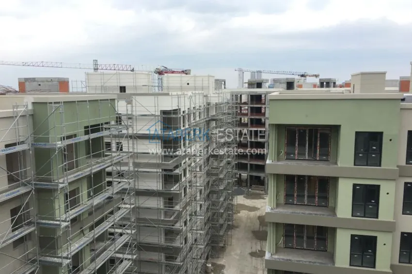 Квартиры и коммерческая недвижимость в Стамбуле, район Эсенюрт в новом элитном жилом комплексе 22