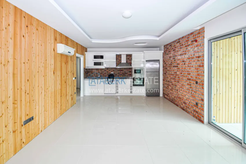 Приобрести Квартира в Кестеле с авторским ремонтом в комплексе на первой береговой 4 