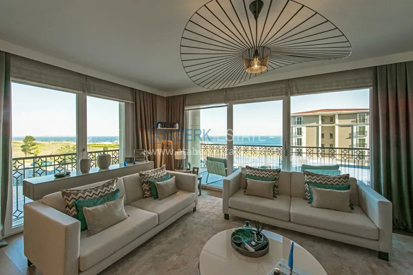 Приобрести Апартаменты и виллы в Стамбуле- Бейликдюзю на берегу Мраморного моря 4 