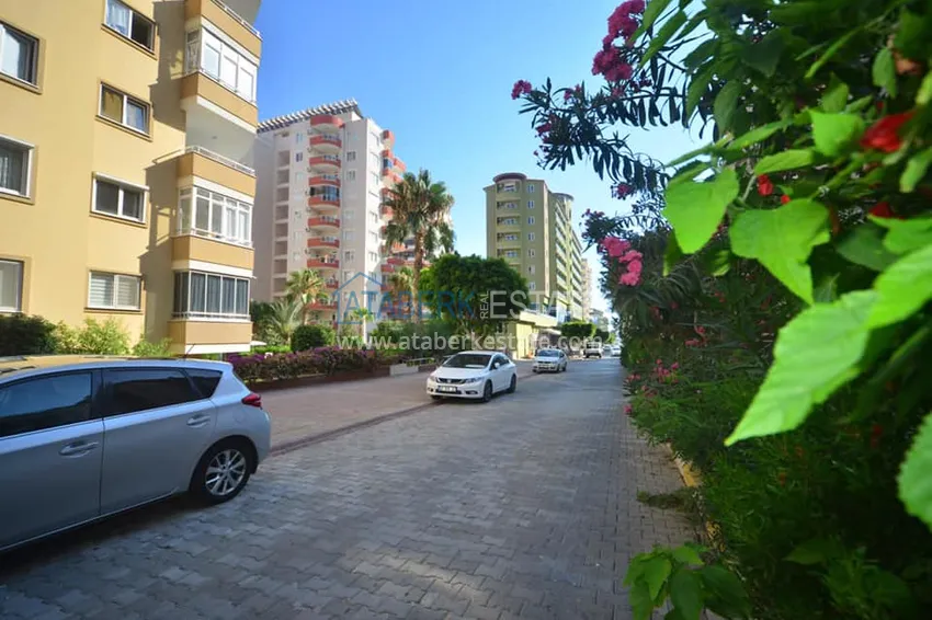 Квартира в Махмутларе с частичным видом на море в комплексе с бассейном 5 