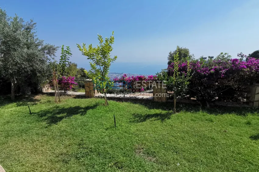 Вилла в Алании с уникальным панорамным видом в коттеджном комплексе 7 