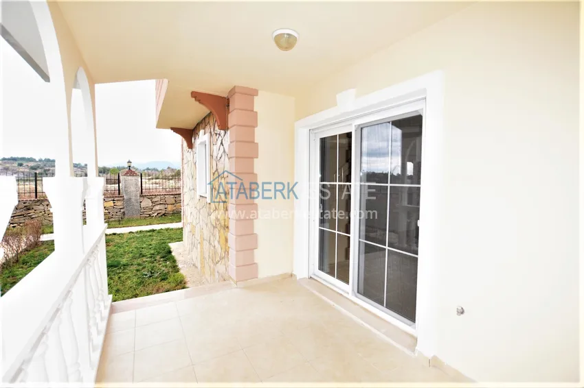 Приобрести Вилла в Авсалларе трехэтажный таунхаус на два хозяина с частным садиком  1 