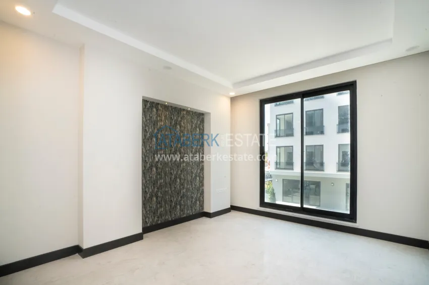 Приобрести Современный бизнес-центр в активном деловом районе города – Оба  12 