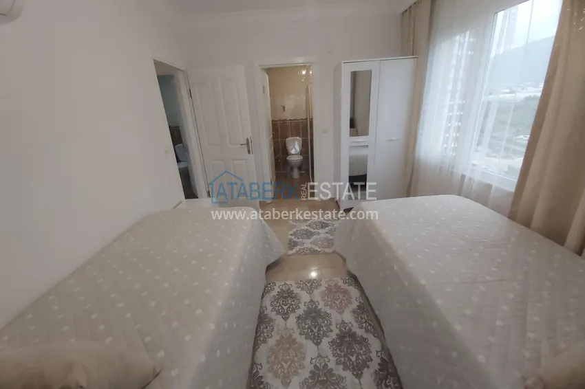 Приобрести Квартира с мебелью в жилом комплексе в Махмутларе 14 