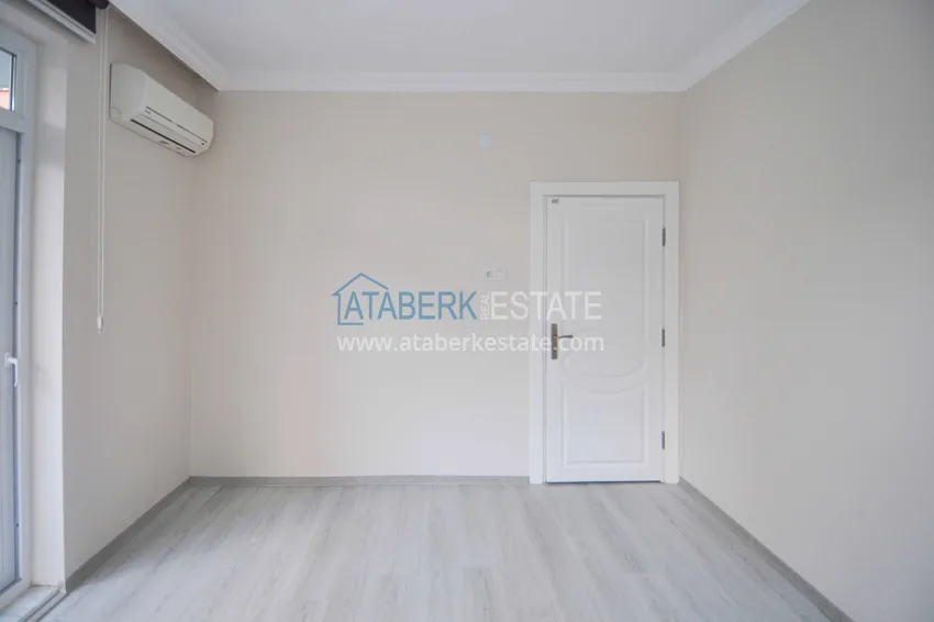 Приобрести Квартира в центре Алании четырехкомнатная после ремонта в турецком доме  12 