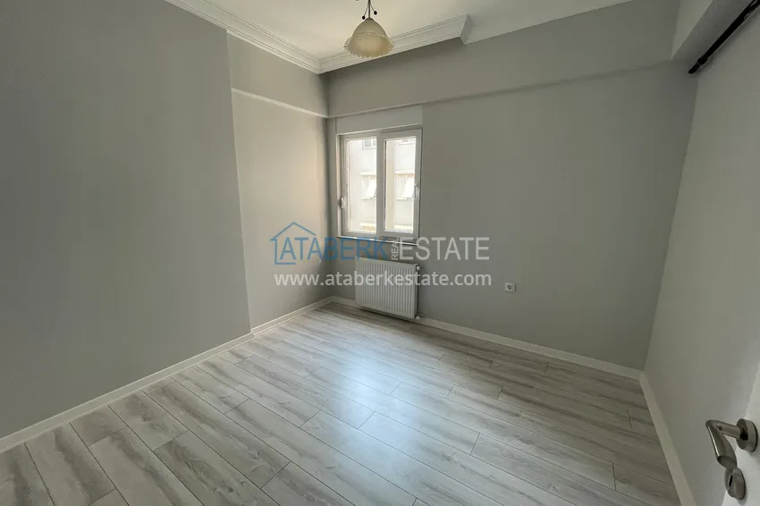 Приобрести Квартира в Анталии, район Коньяалты трехкомнатная с газификацией от собственника 13 