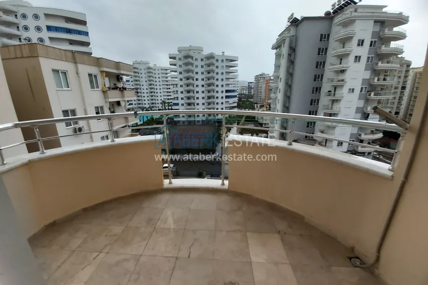 Приобрести Квартира с мебелью в жилом комплексе в Махмутларе 16 