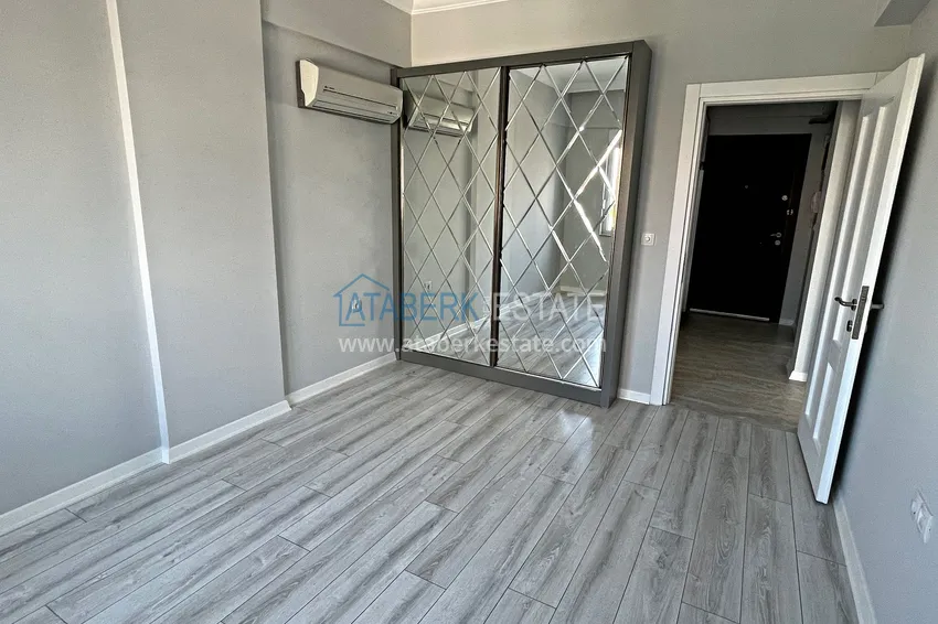 Приобрести Квартира в Анталии, район Коньяалты трехкомнатная с газификацией от собственника 14 