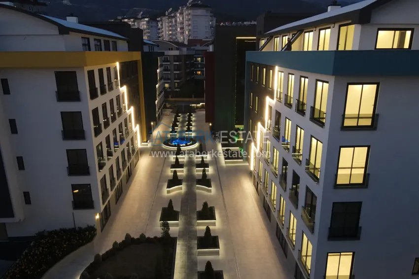 Современный бизнес-центр в активном деловом районе города – Оба  14 