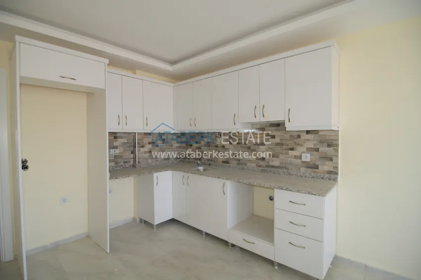 Приобрести Квартира в Махмутларе трехкомнатная с отдельной кухней 2 