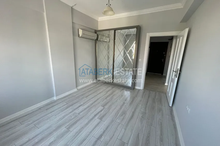 Приобрести Квартира в Анталии, район Коньяалты трехкомнатная с газификацией от собственника 15 