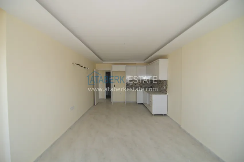 Приобрести Квартира в Махмутларе трехкомнатная с отдельной кухней 5 