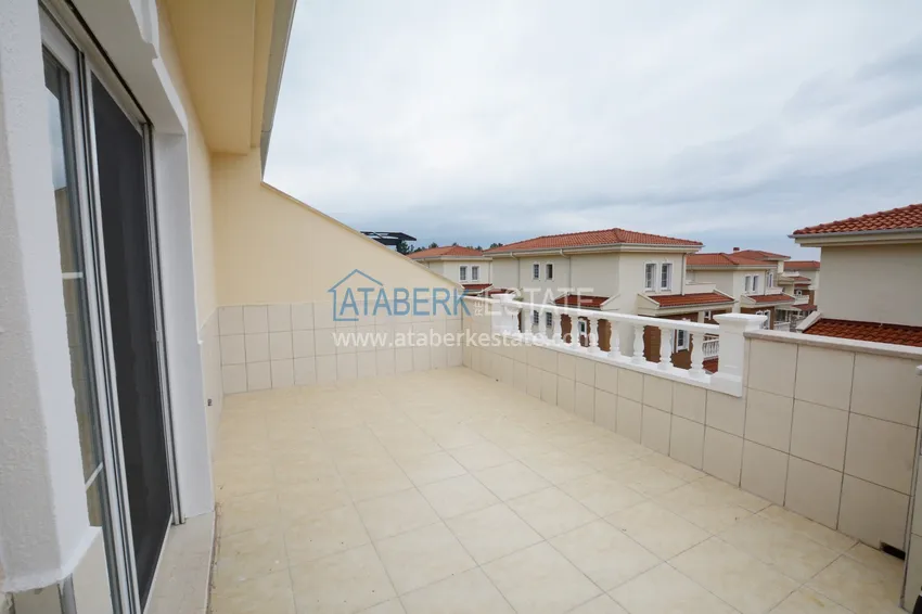 Приобрести Вилла в Авсалларе трехэтажный таунхаус на два хозяина с частным садиком  18 