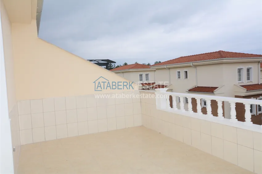 Приобрести Вилла в Авсалларе трехэтажный таунхаус на два хозяина с частным садиком  19 